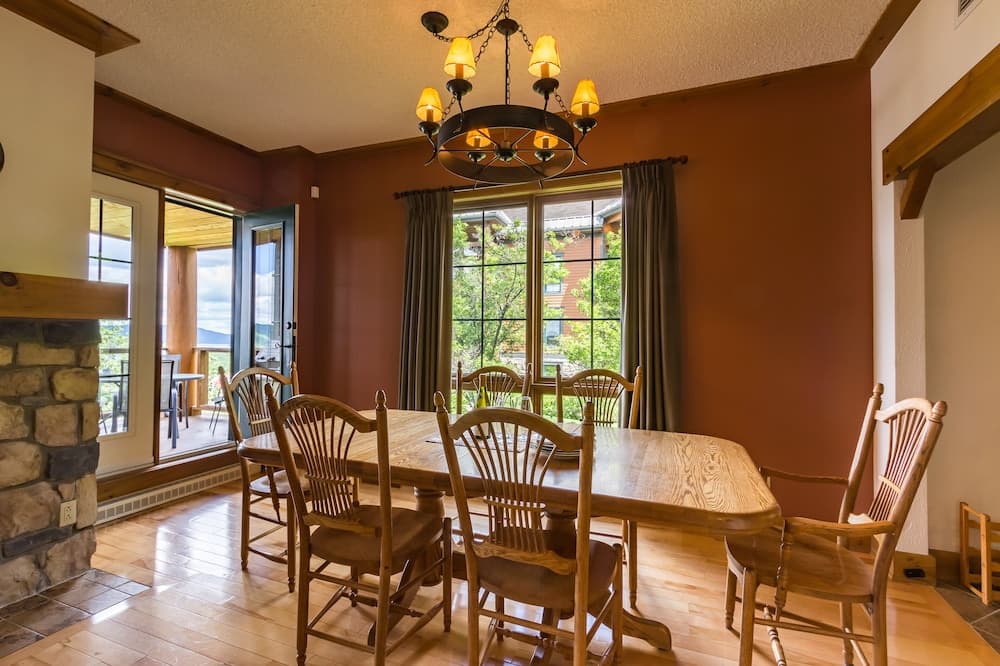 In-room dining