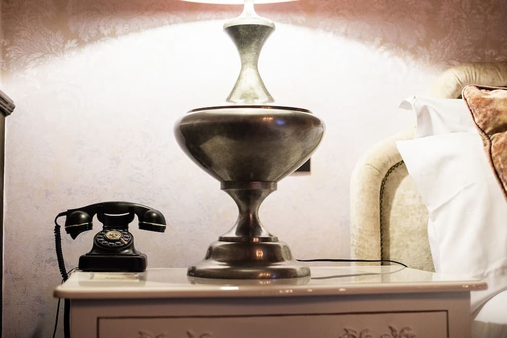Room amenity