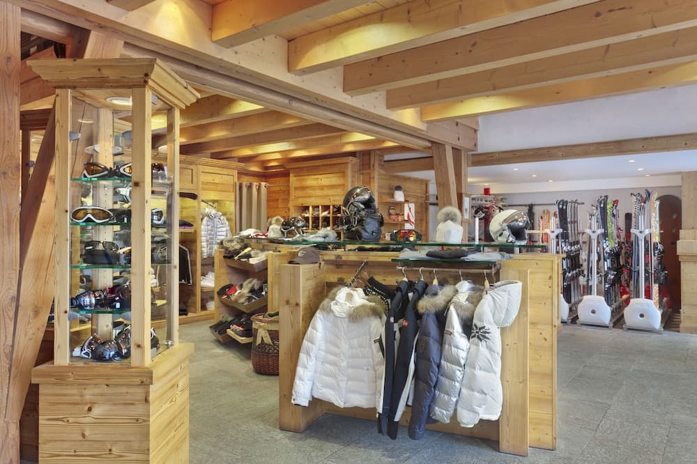 Pro shop