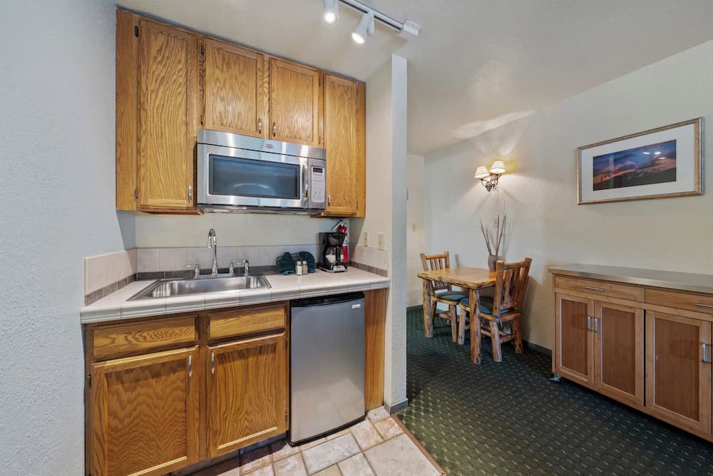Private kitchenette
