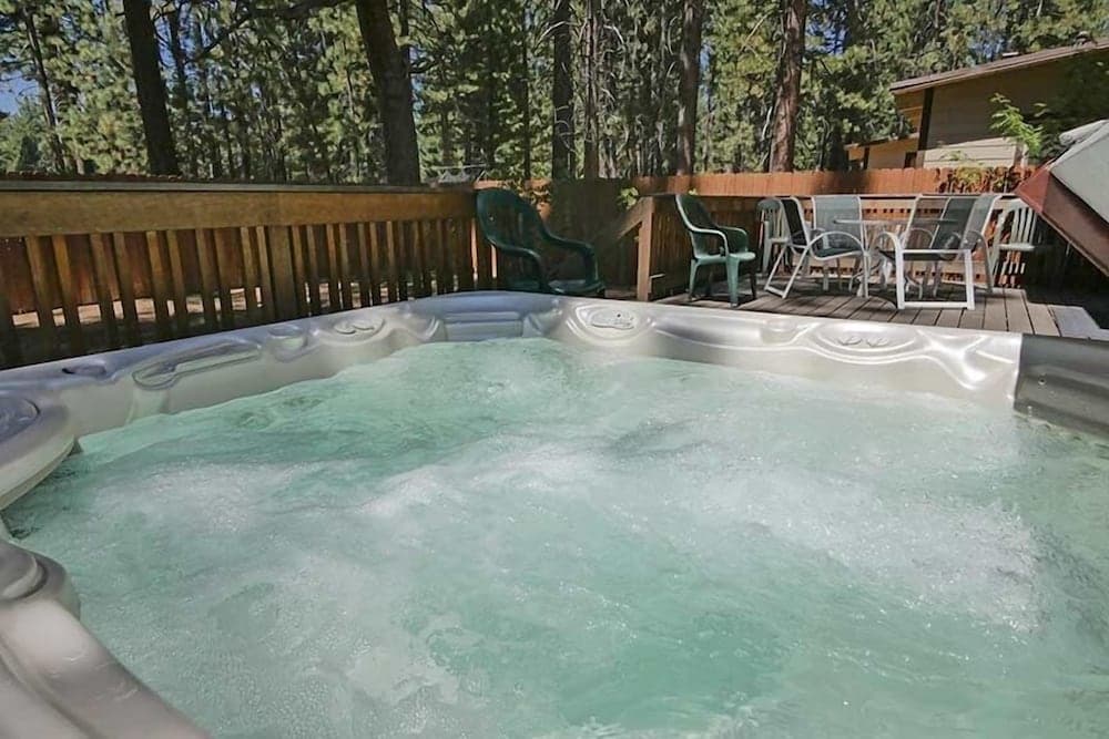 Private spa tub