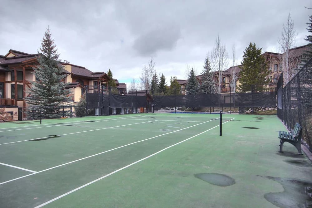 Tennis court