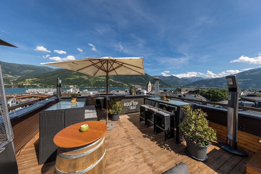 Sundeck