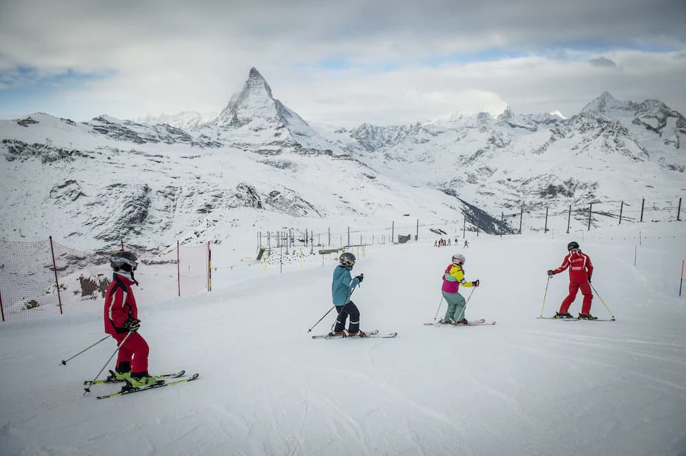 Snow and ski sports