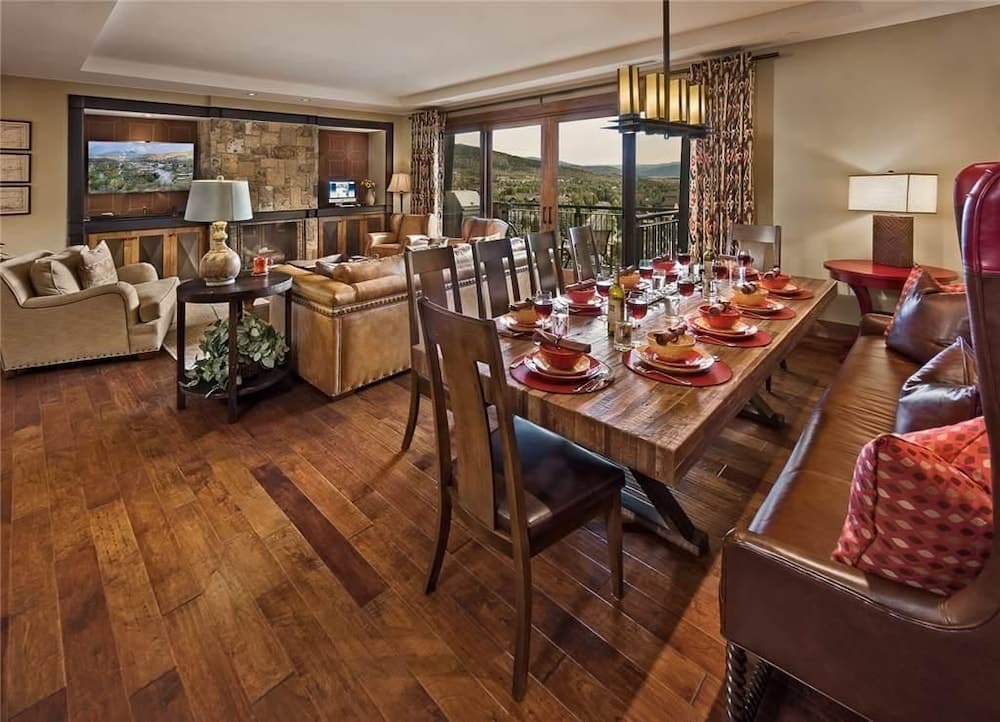 In-room dining