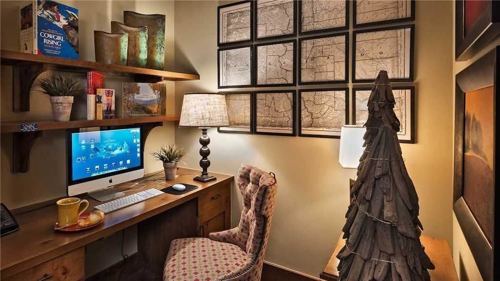 In-room business center