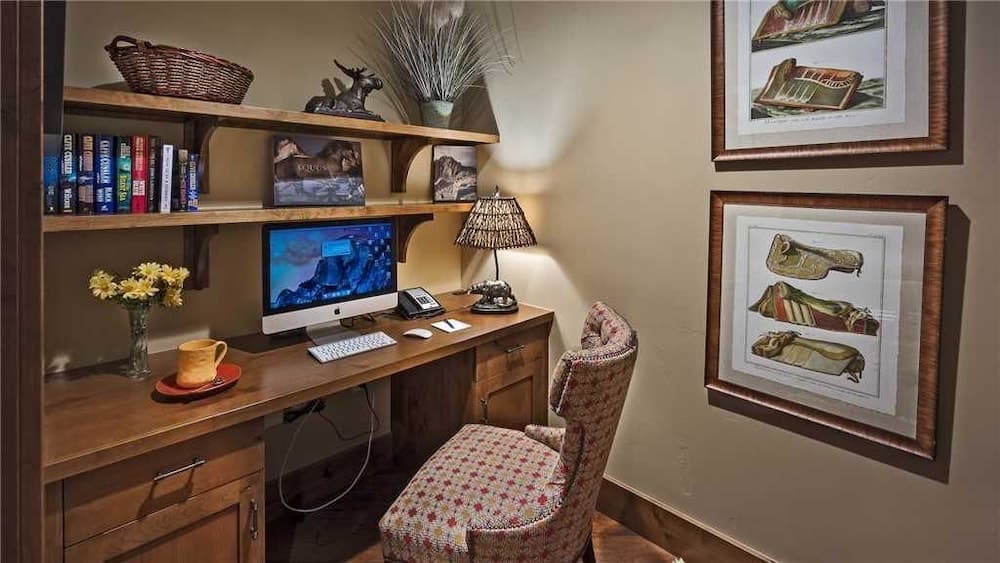 In-room business center