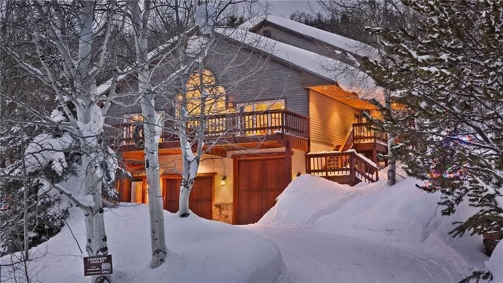 Front of property - evening/night