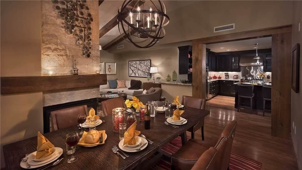 In-room dining