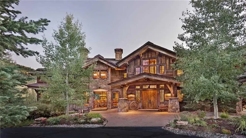 Front of property - evening/night