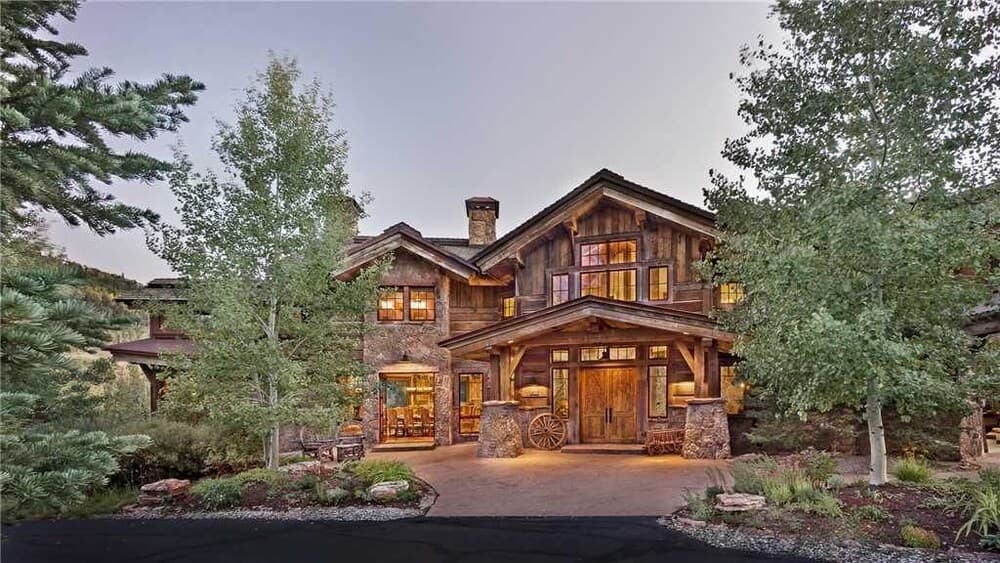 Front of property - evening/night