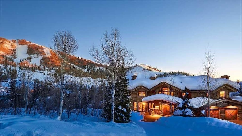 Front of property - evening/night