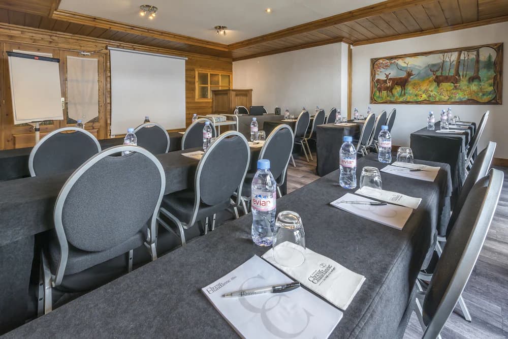 Meeting facility
