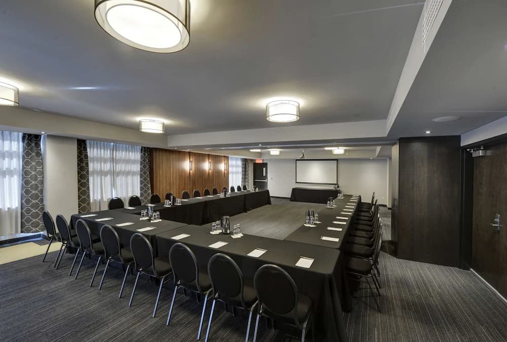 Meeting facility