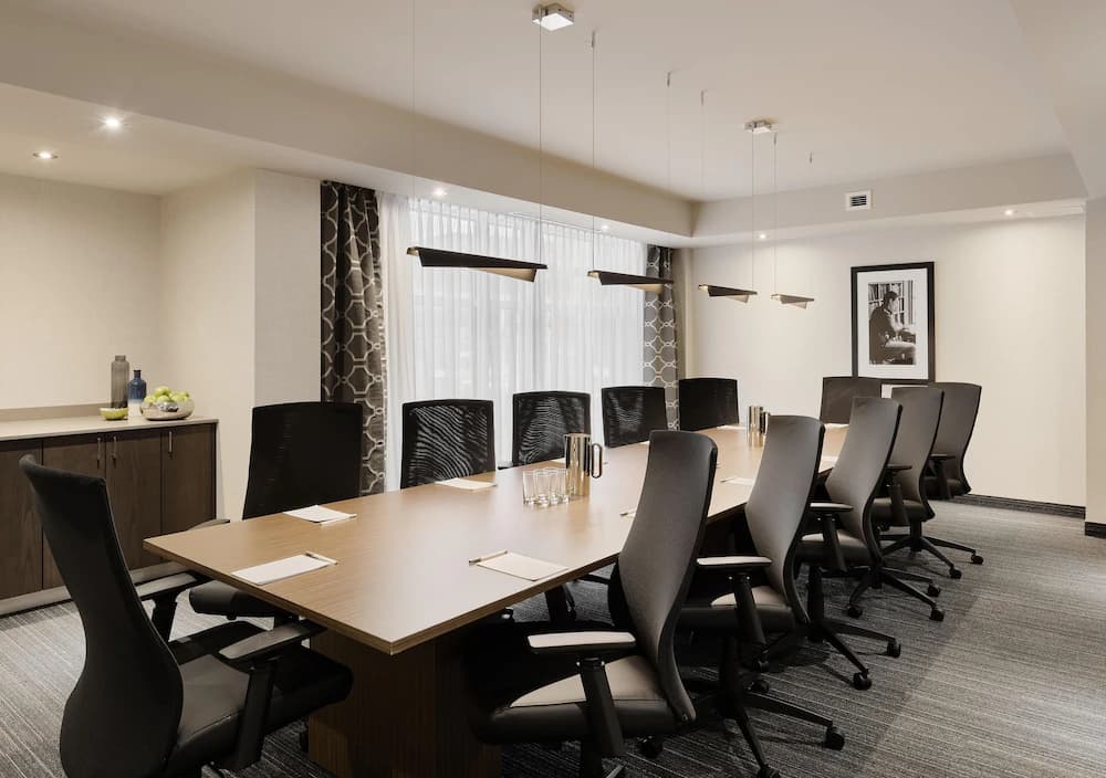 Meeting facility