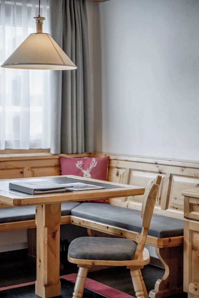 In-room dining