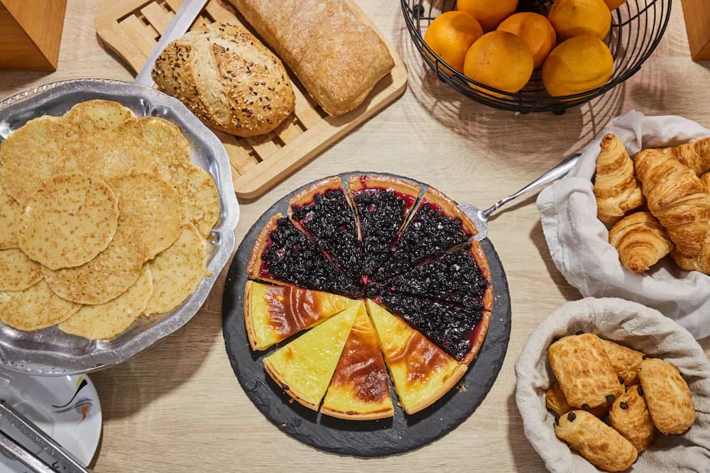 Breakfast buffet