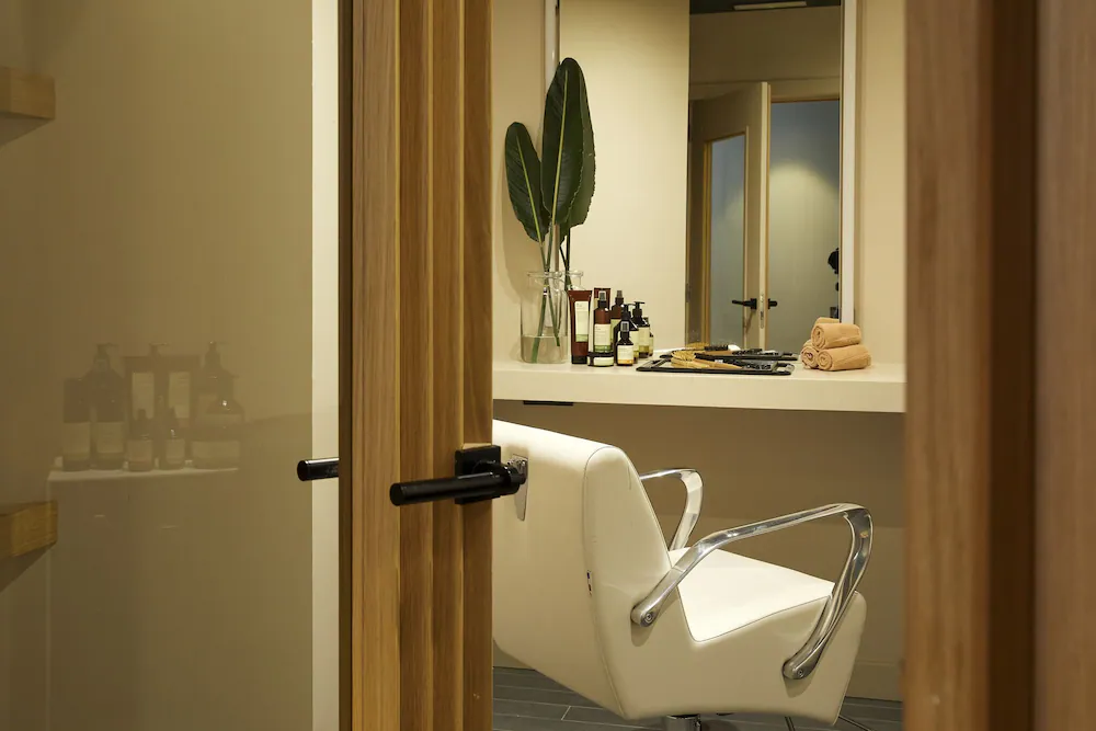Hair salon