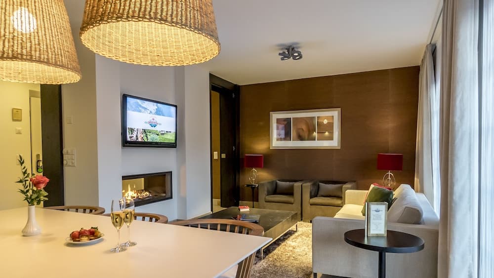 In-room dining