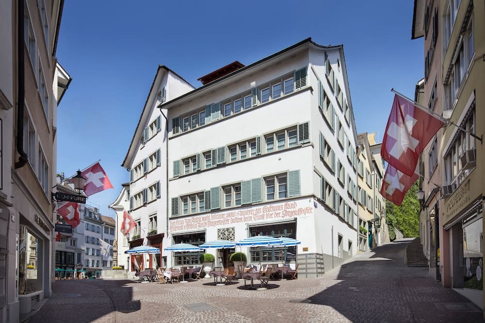Primary image