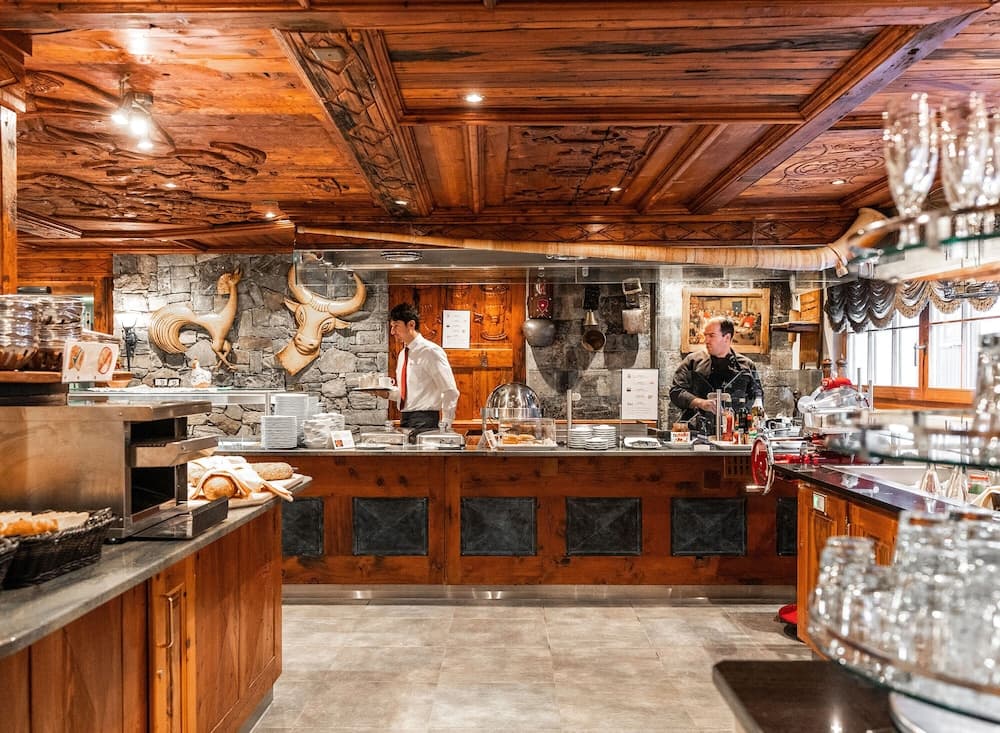 Breakfast area