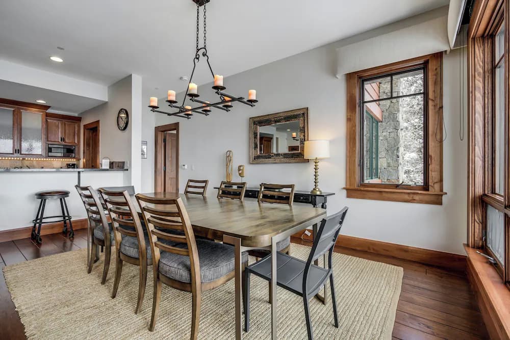Dining room