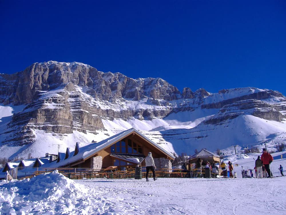 Snow and ski sports