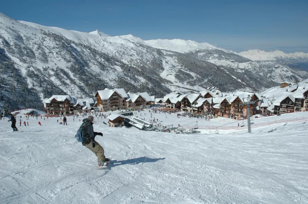 Snow and ski sports