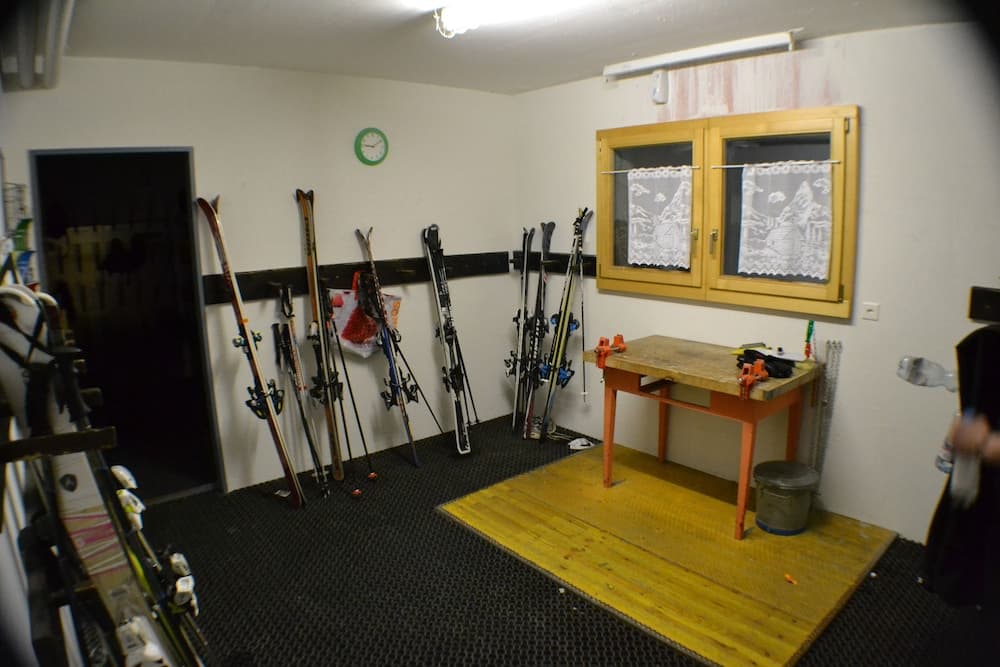 Snow and ski sports