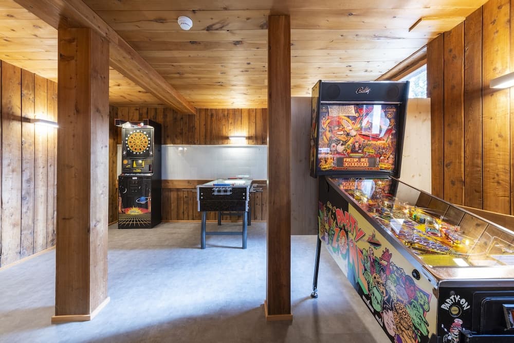 Game room