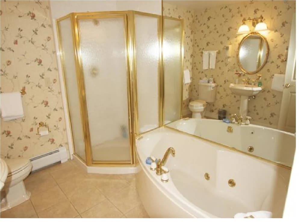 Jetted tub