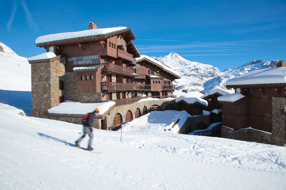 Snow and ski sports