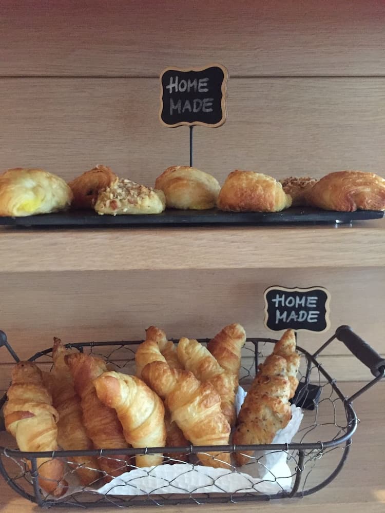 Breakfast buffet