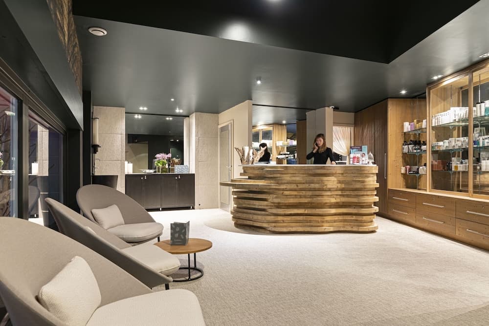 Spa reception