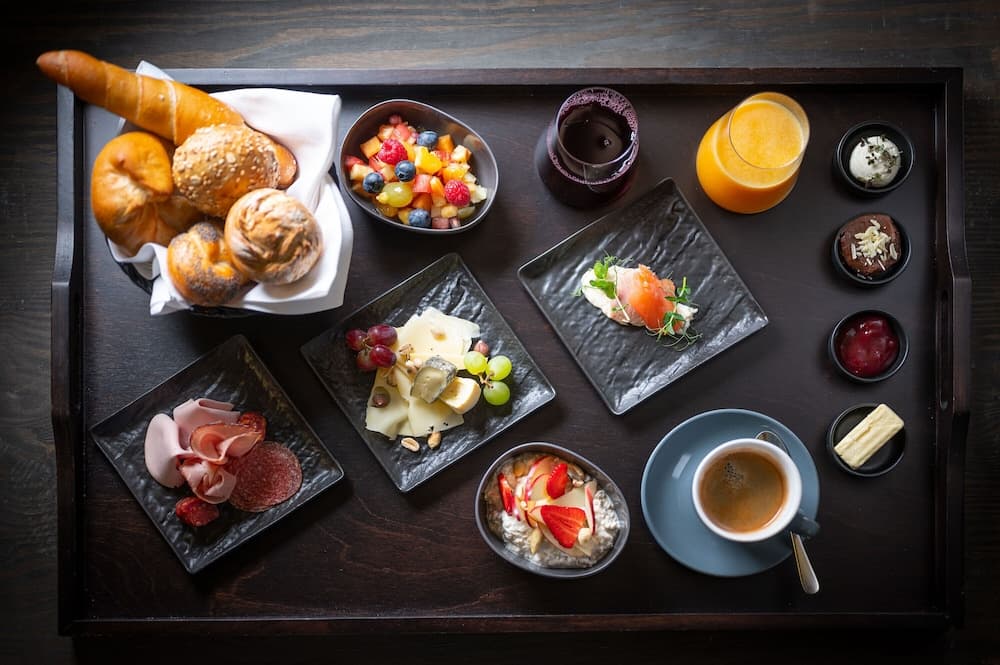 Breakfast meal