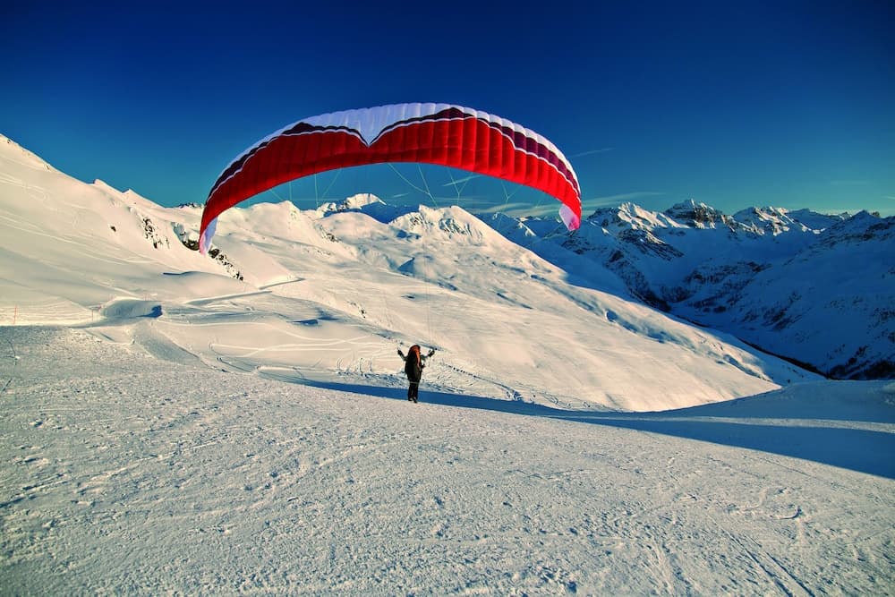 Snow and ski sports
