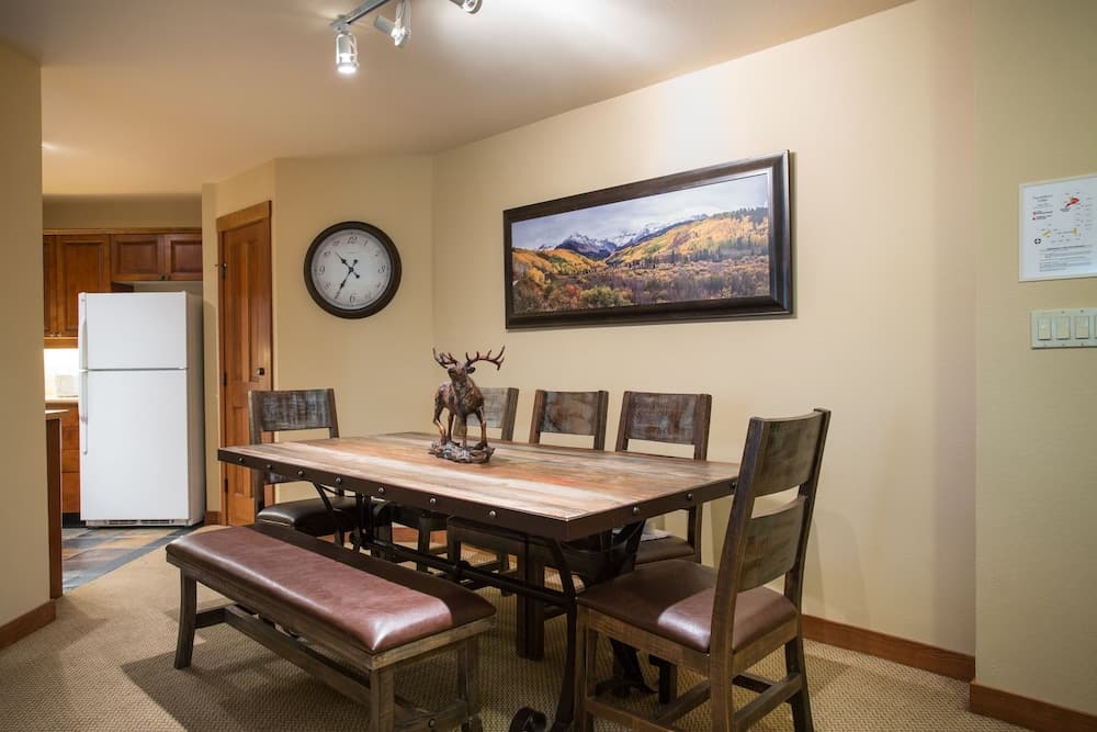 In-room dining