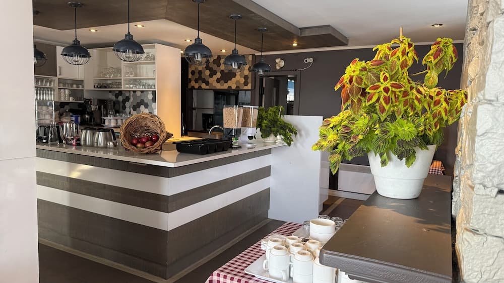 Breakfast buffet