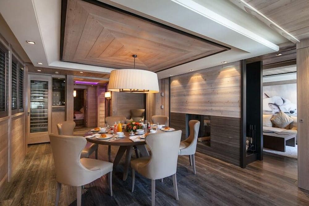 In-room dining