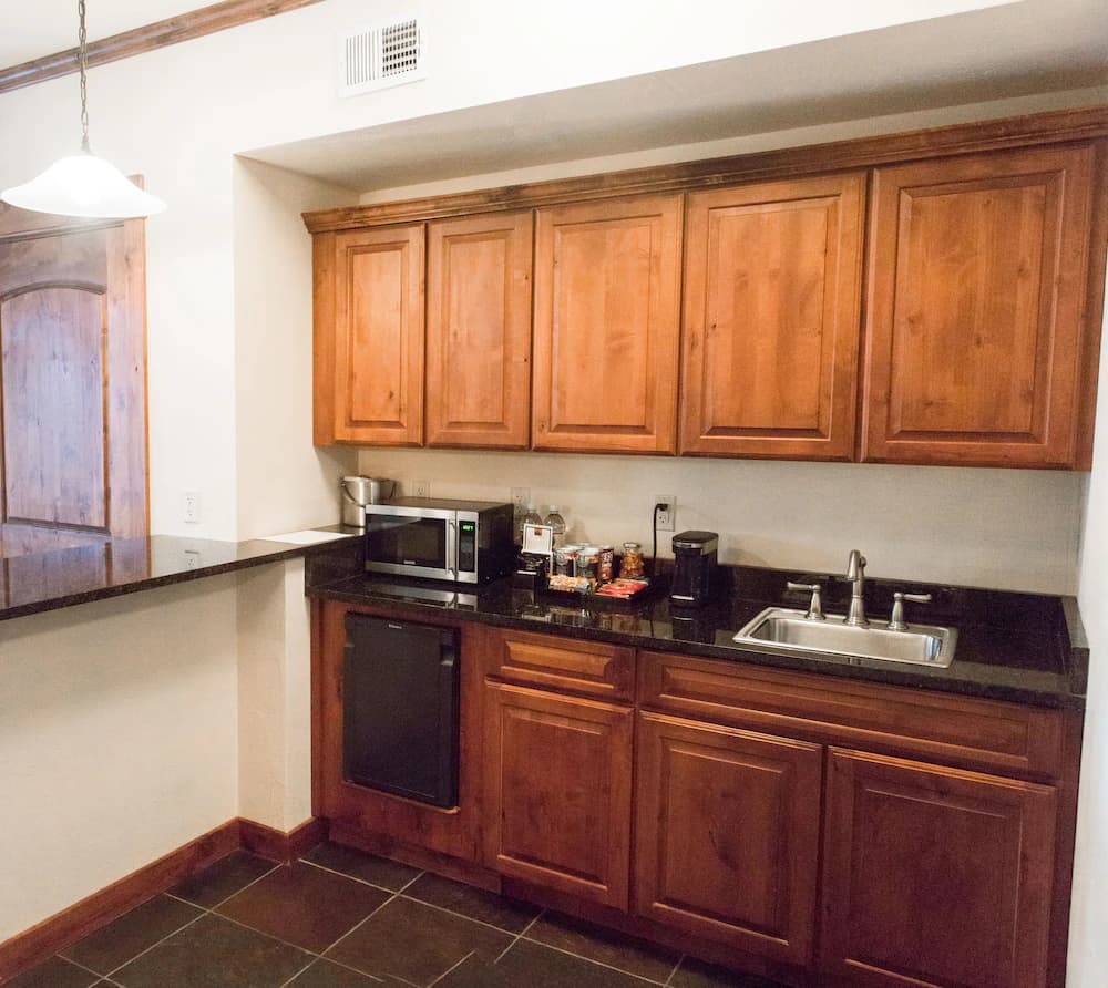 Private kitchenette