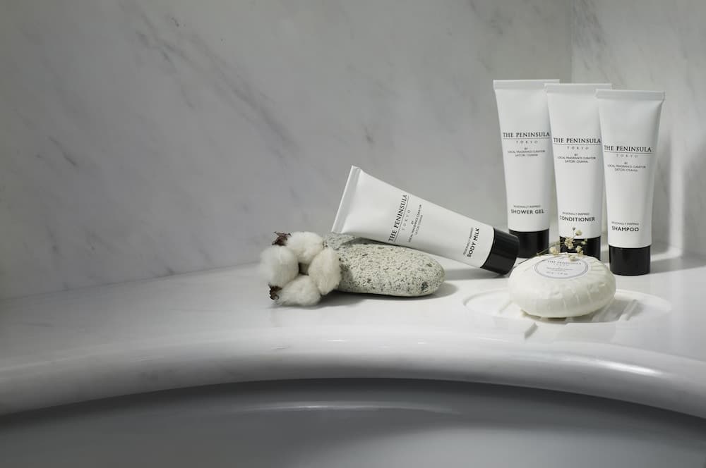 Bathroom amenities