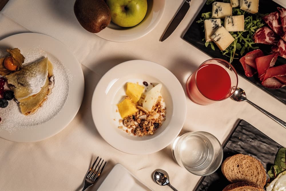 Breakfast buffet
