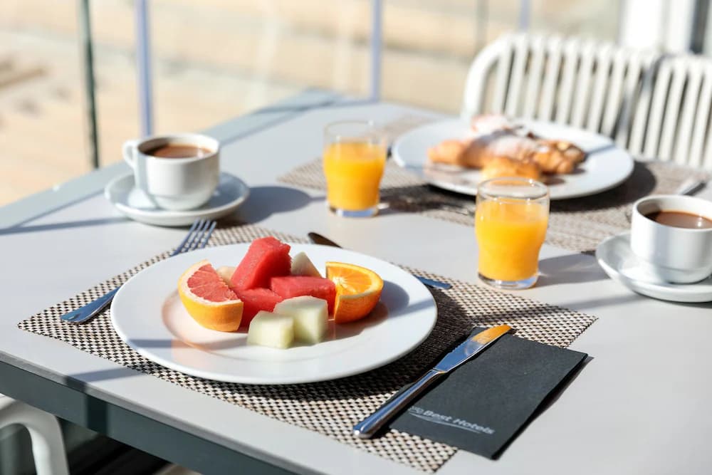 Breakfast meal