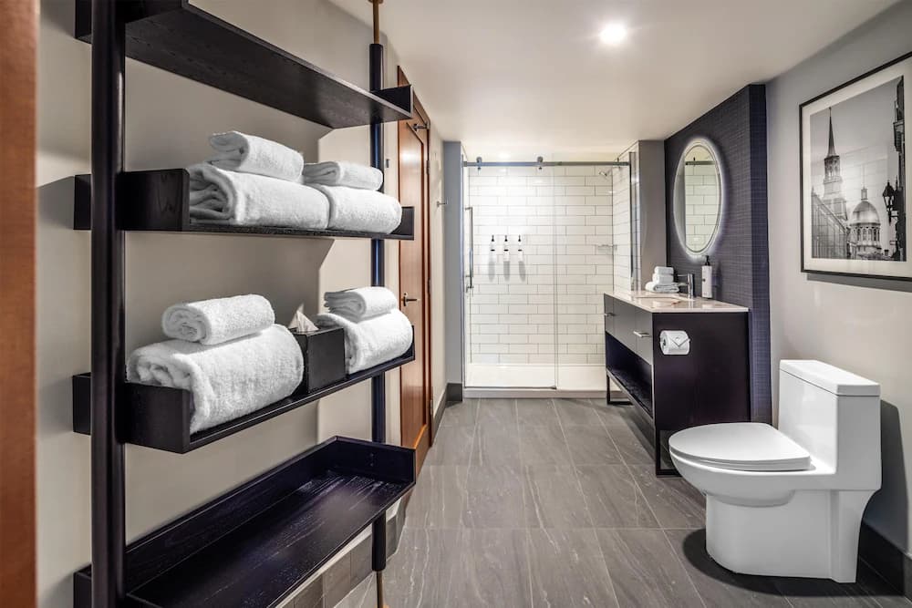 Bathroom shower