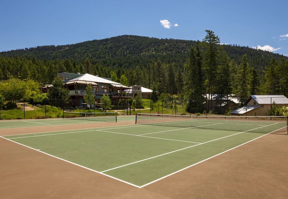Tennis court