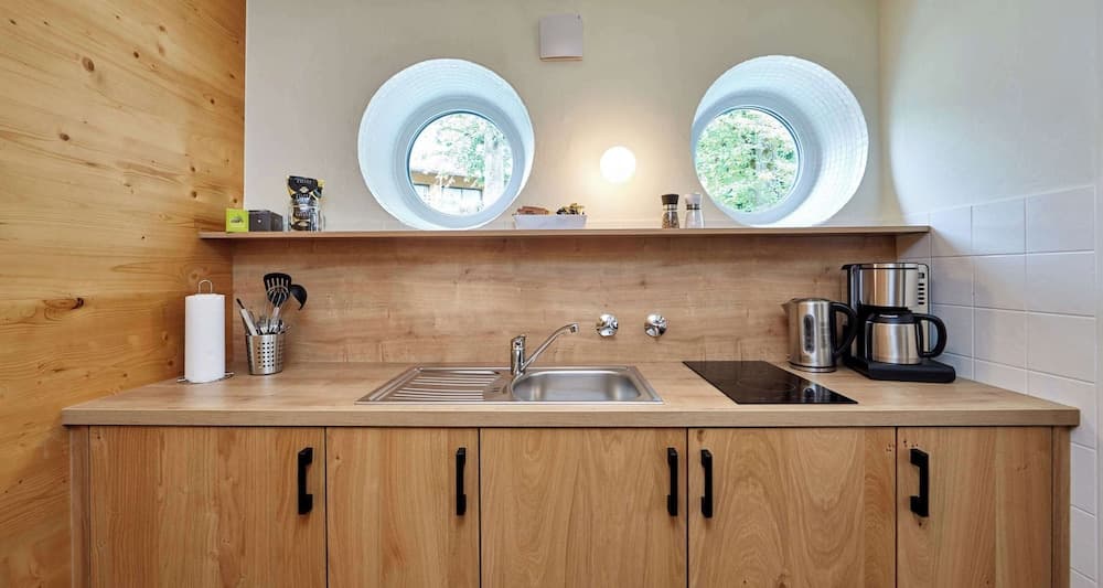 Private kitchenette