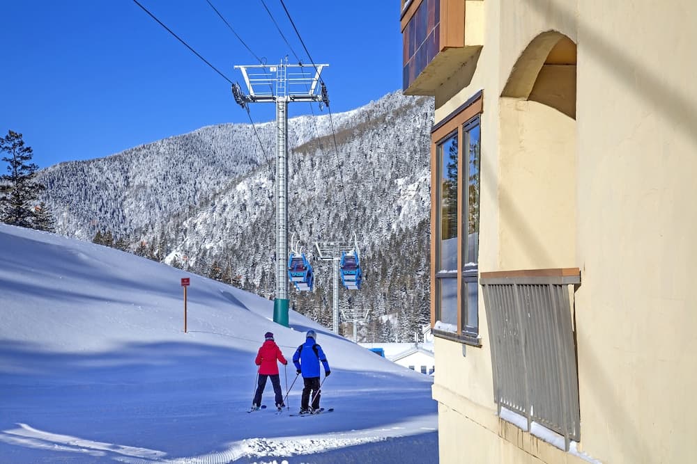 Snow and ski sports