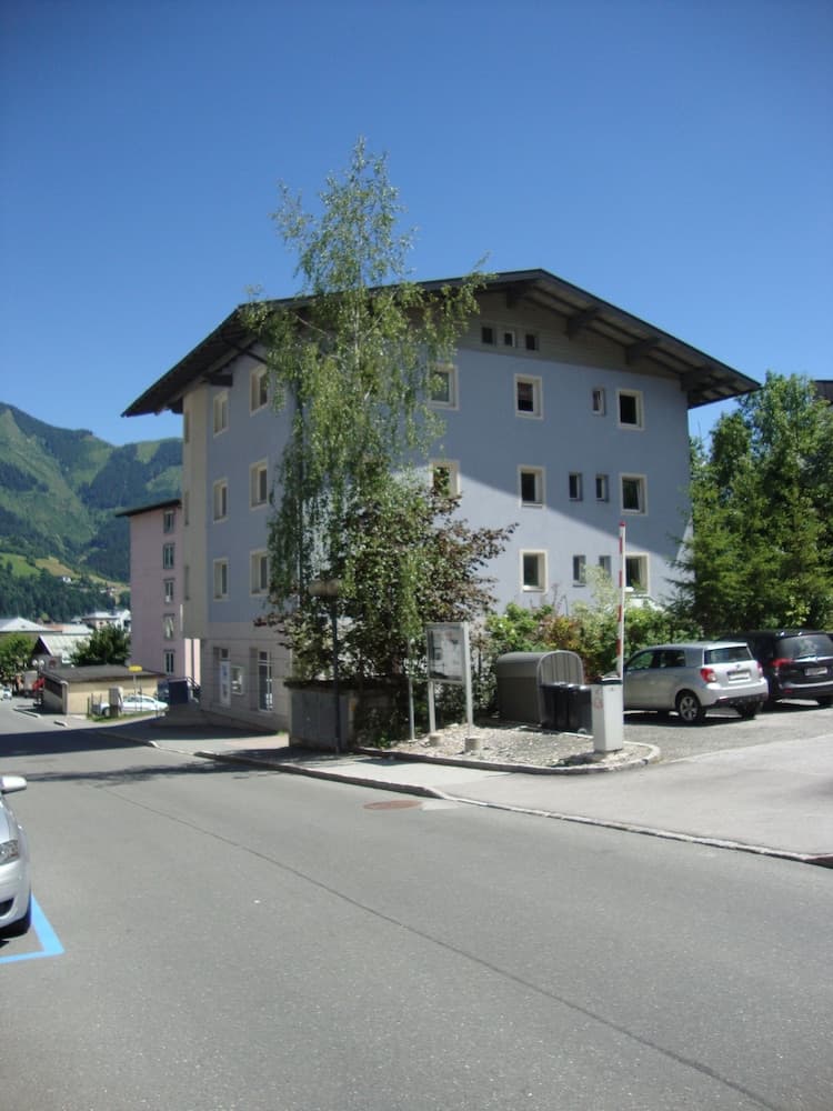 Primary image
