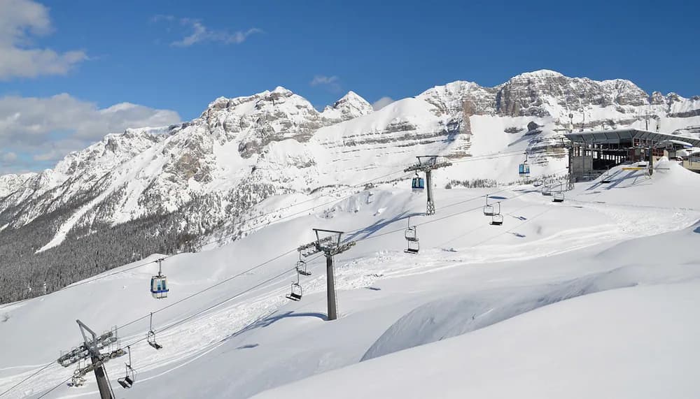 Ski hill
