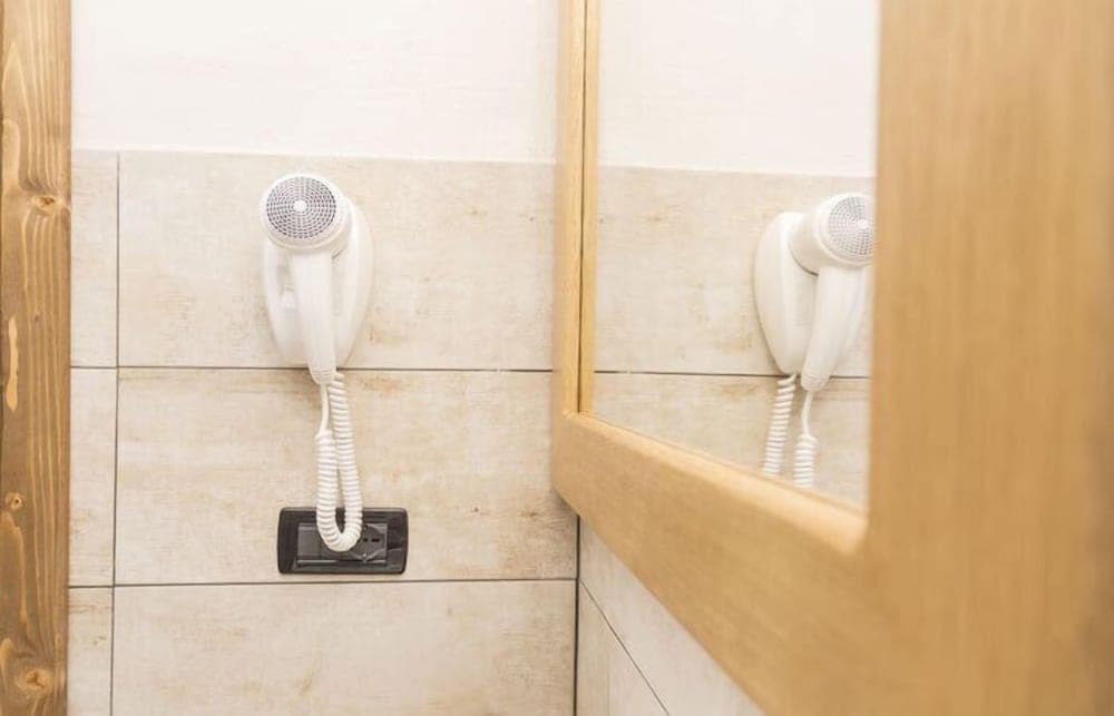 Bathroom amenities